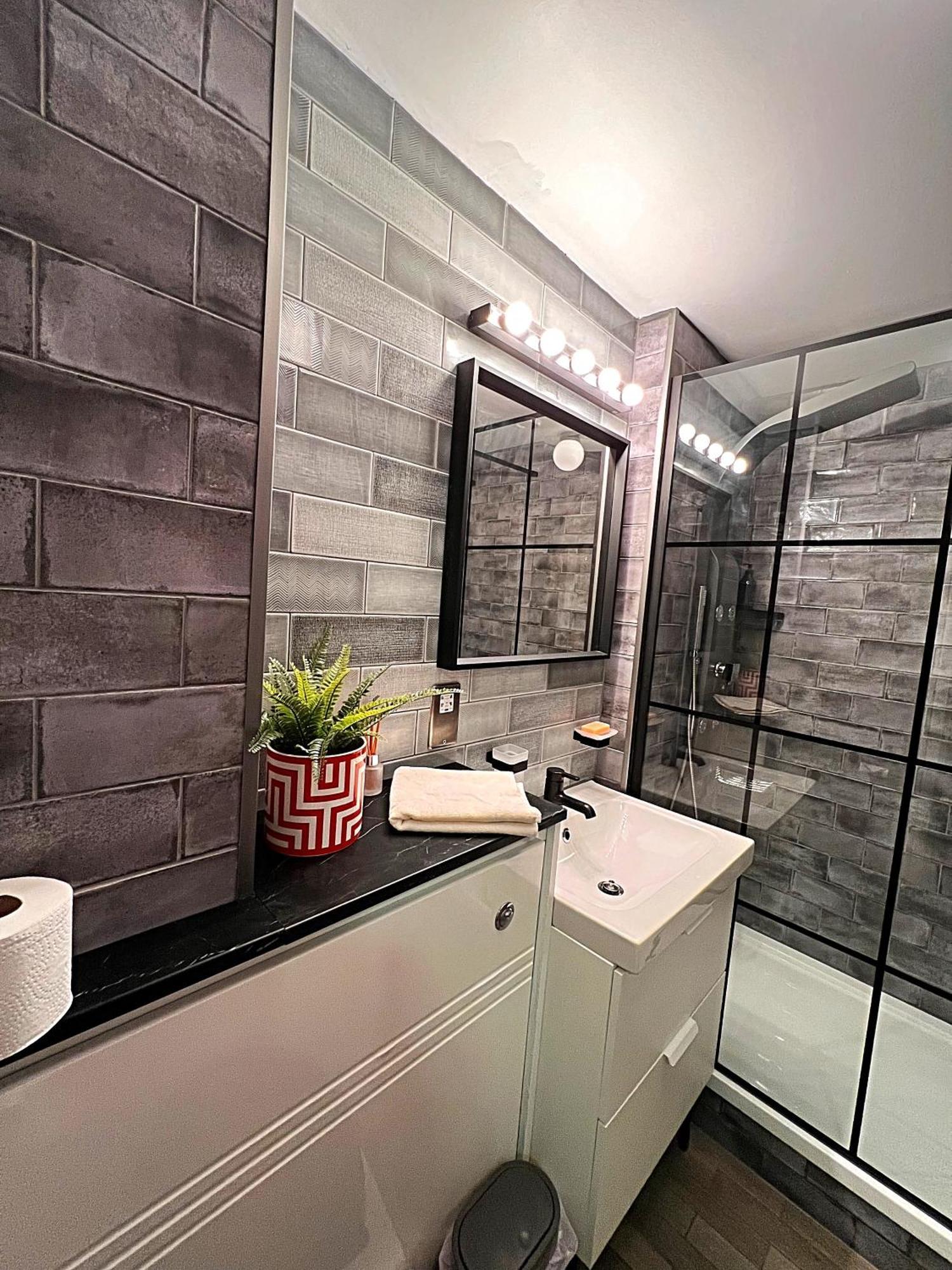 Latitude Chinatown Central Apartment 버밍엄 외부 사진